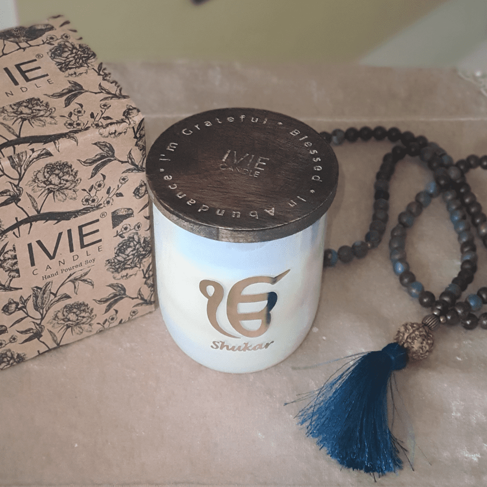 A IVIE Ek Onkar Shukar Aromatic Hand Poured Soy Candles