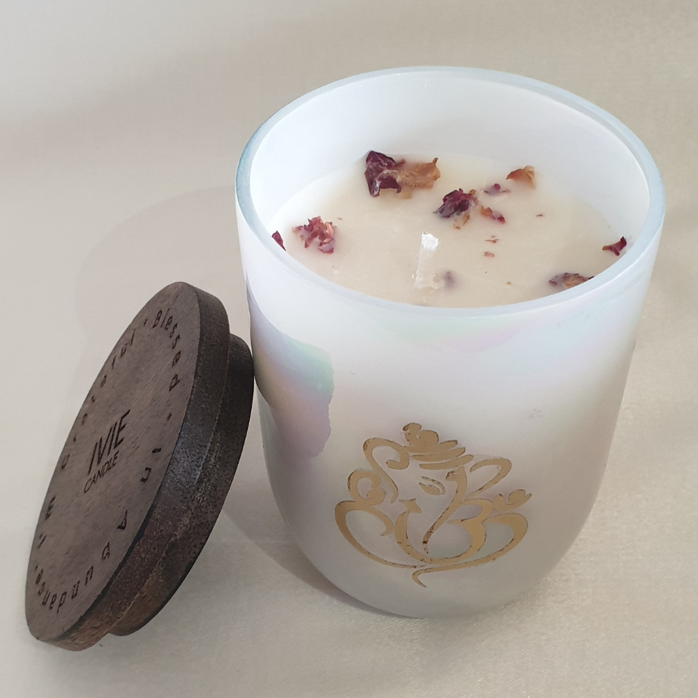 IVIE Smokeless Scented Organic Hand Poured Soy wax candle with Beautiful printed Ganpati Design